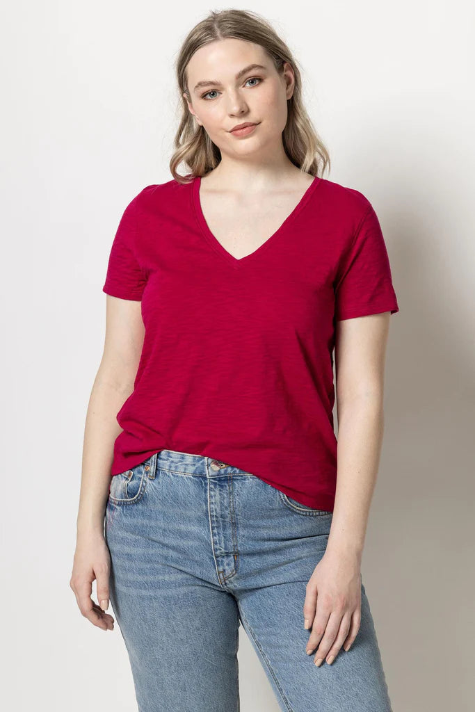 V Neck Short Sleeve Back Seam Tee