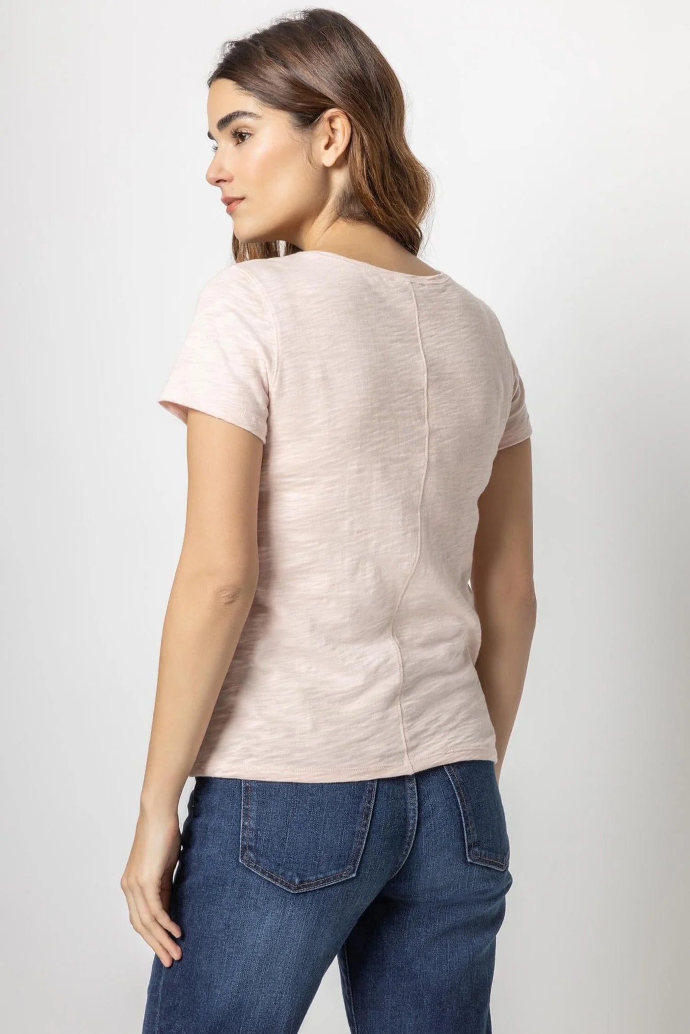 V Neck Short Sleeve Back Seam Tee