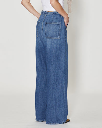 Rory Relaxed Barrel Jean by Le Jean