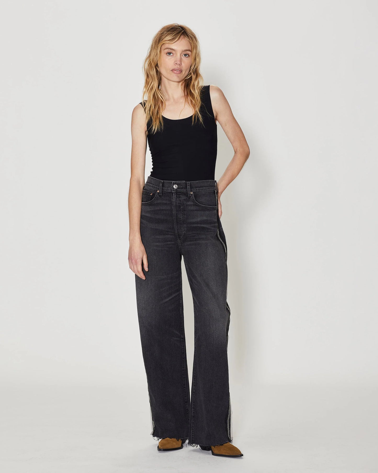 Nomad Embellished Jean by Le Jean