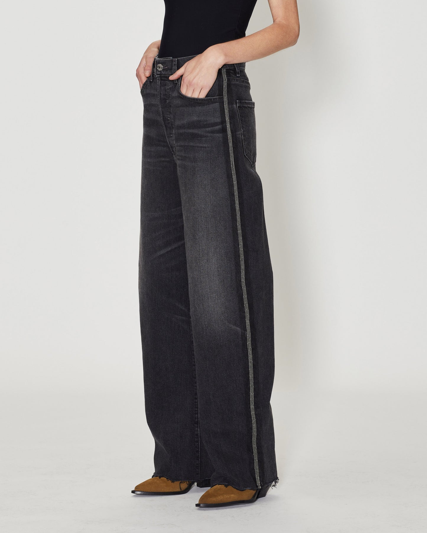 Nomad Embellished Jean by Le Jean