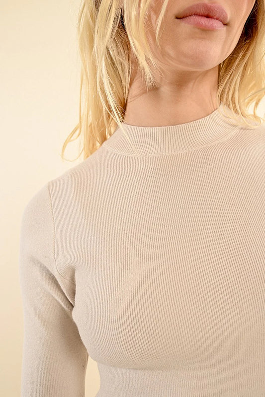 Knitted Short Sleeve Sweater in Beige