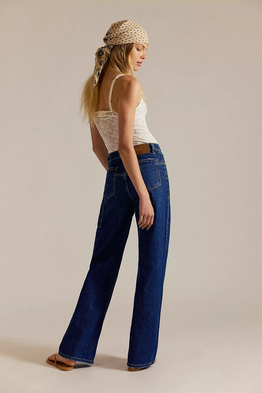 Tinsley Baggy High-Rise Jeans in Dark Romance