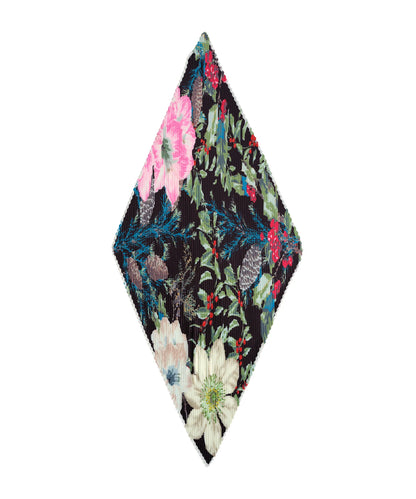 Amaryllis Pleated Diamond Scarf