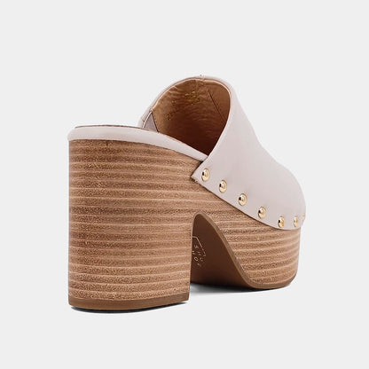 Gigi Clog in Mushroom