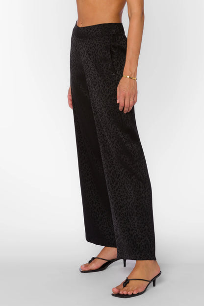 Black Leopard Jacquard Pant