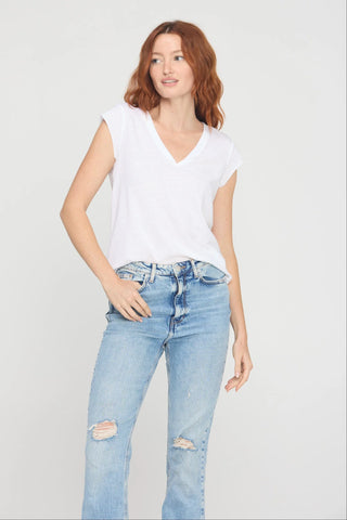 L / White