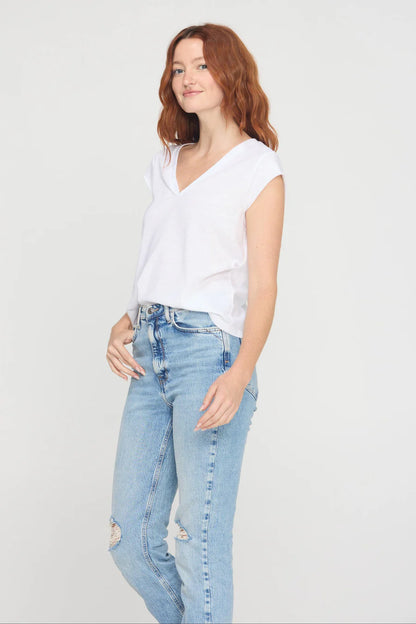 Canyon V-Neck Tee