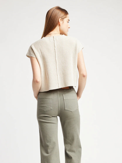 Gillian Crop Sweater Tee in Pudding
