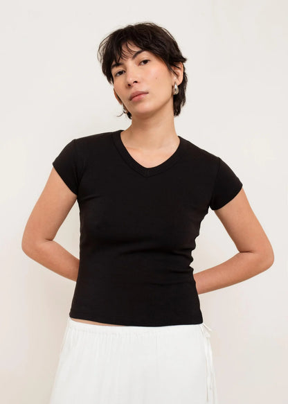 Suzy High V-Neck